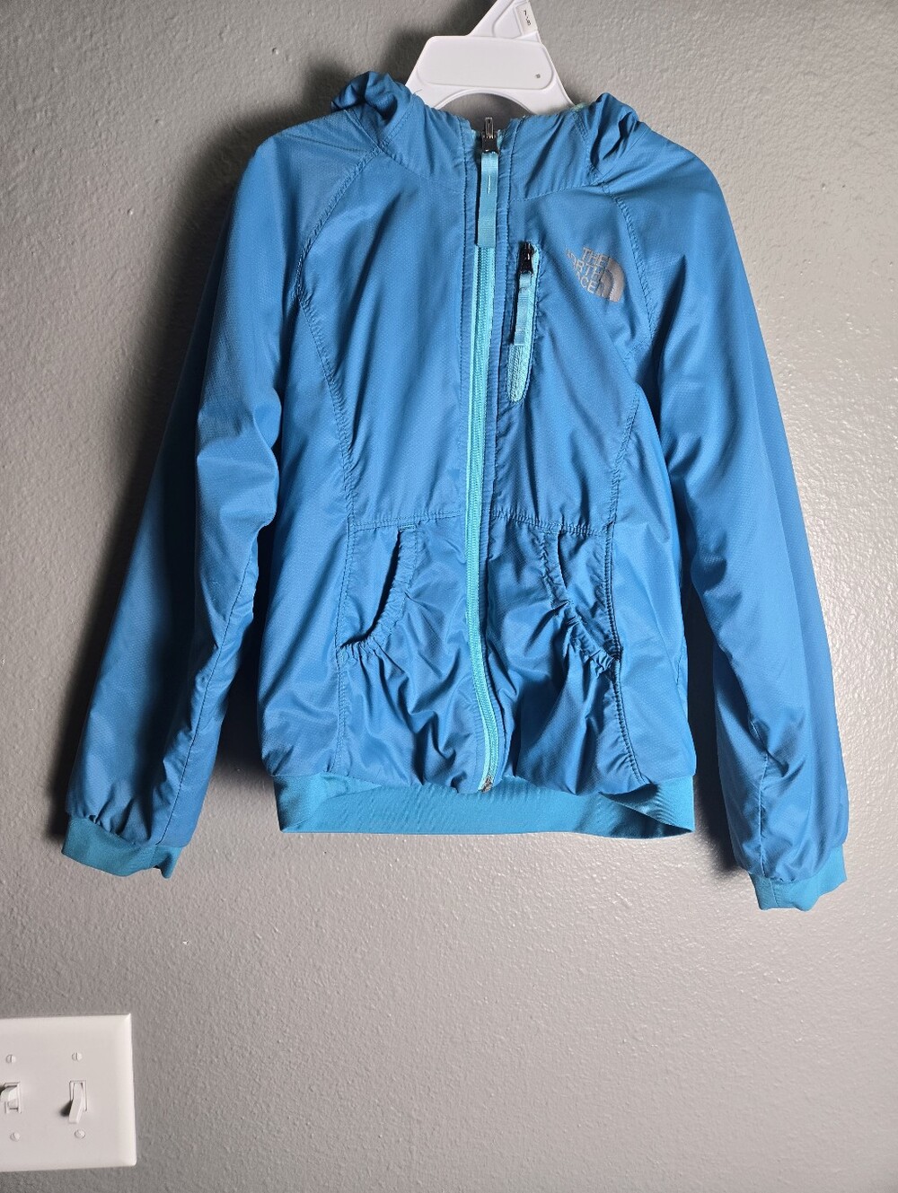 The North Face Girls Windwall Blue Reversible Jacket Size 5